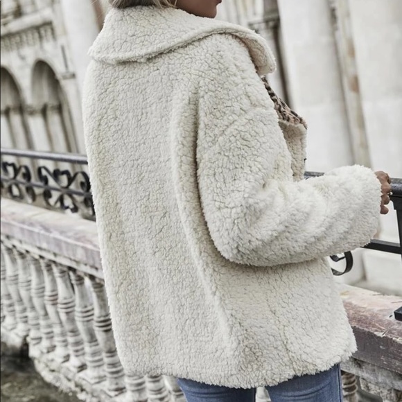 Leopard print contrast teddy coat - Picture 3 of 16